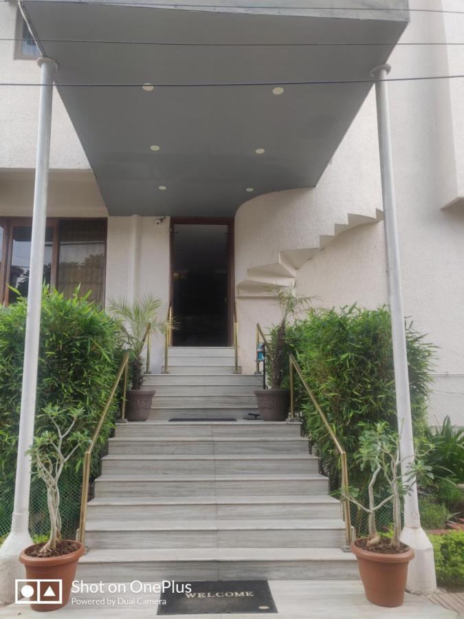Hotel Grg วาโดดารา ภายนอก รูปภาพ